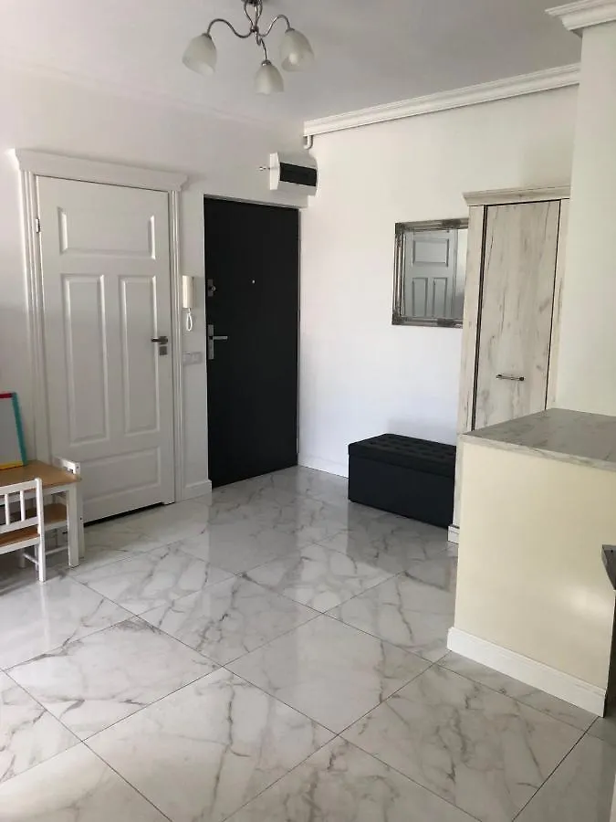 Apartament Cyprysowa-Lotnisko Apartment Warsaw Poland